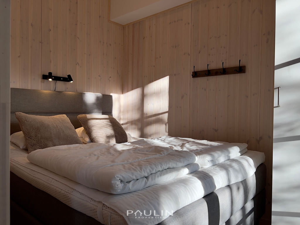 267fjllbcken_4b_bedroom_queensize
