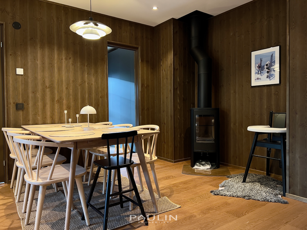 fjllbcken_3f_dining_table
