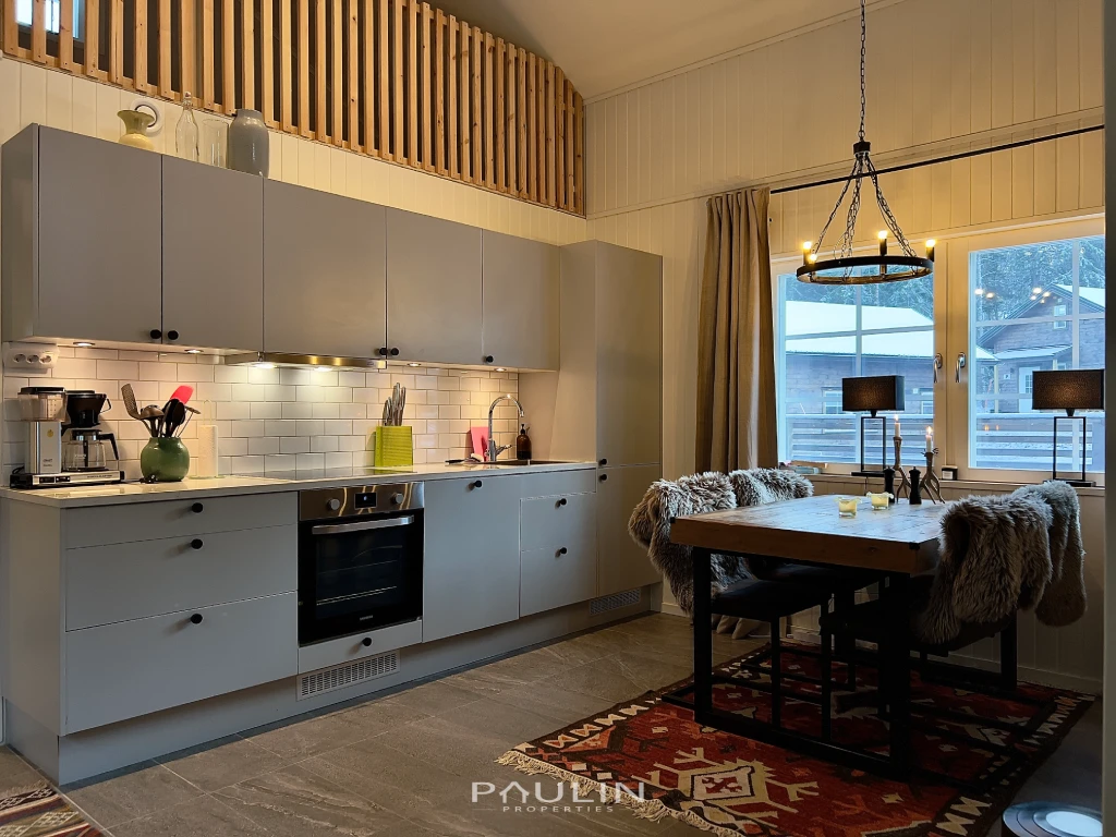 olarsangen-124-matplats-lindvallen-salen