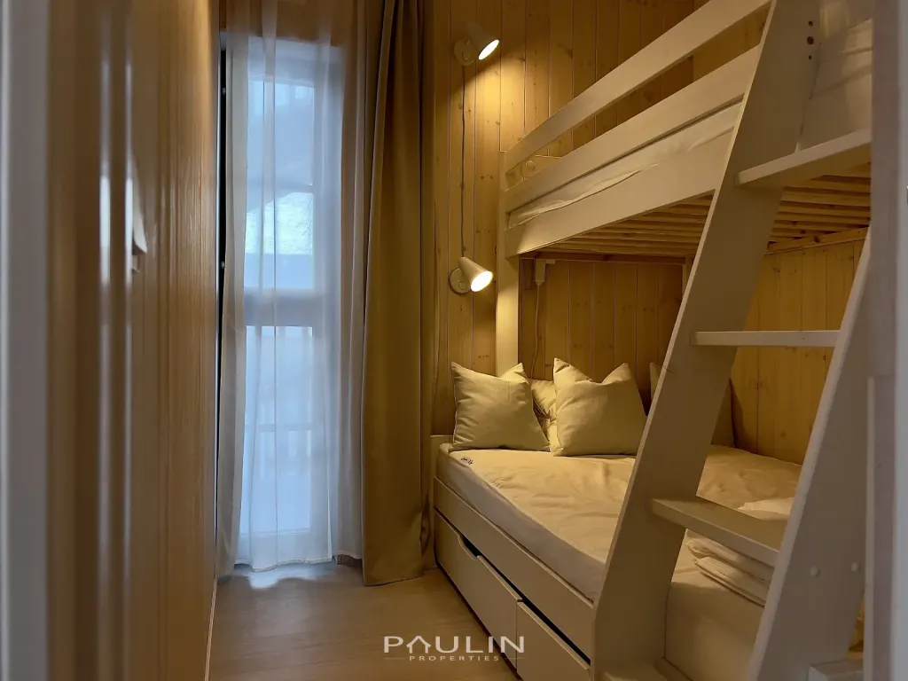 Schlafzimmer 2 (90/120 cm)