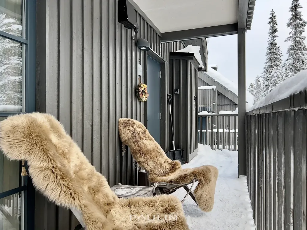 Paulin-Properties-Fjallbacken-18f-Balcony-Salen-Lindvallen