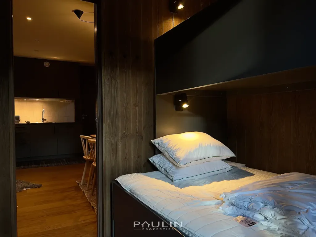 Schlafzimmer 2 (90/120 cm)