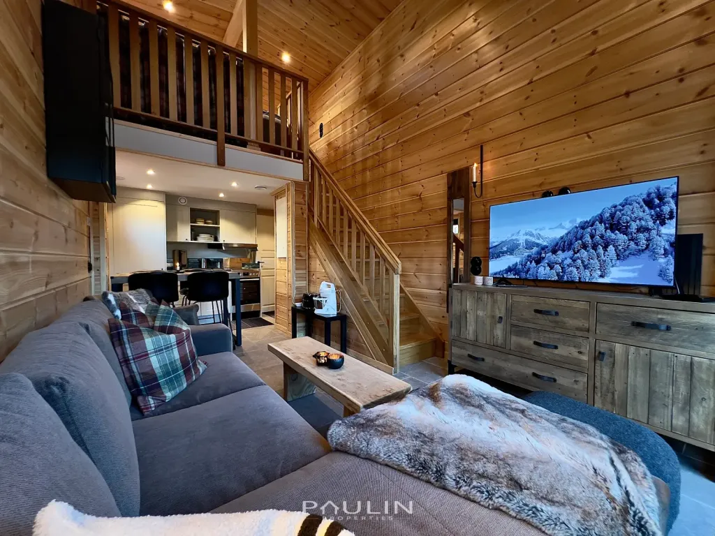 paulin-properties-olarsangen-110a-vardagsrum-salen-lindvallen