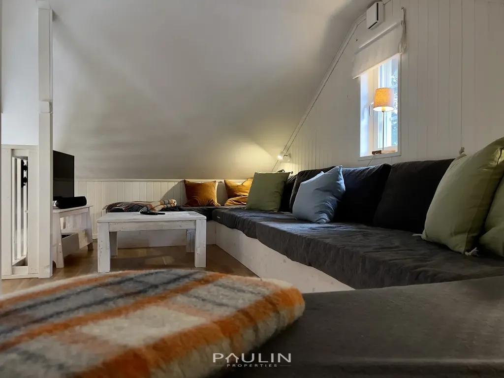 Paulin-Properties-Olarsangen-129-Wohnzimmer-Lindvallen
