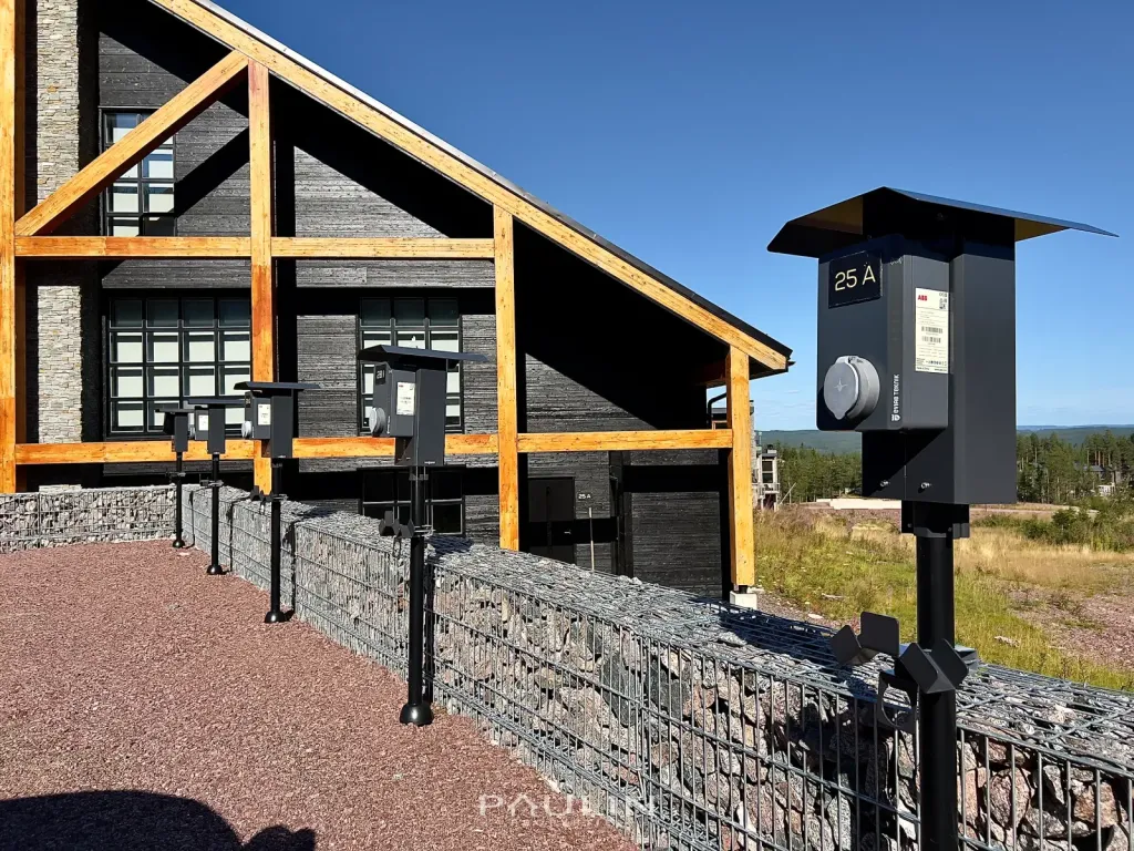 paulin-properties-timmerby-village-25a-elbilsladdare-salen-lindvallen
