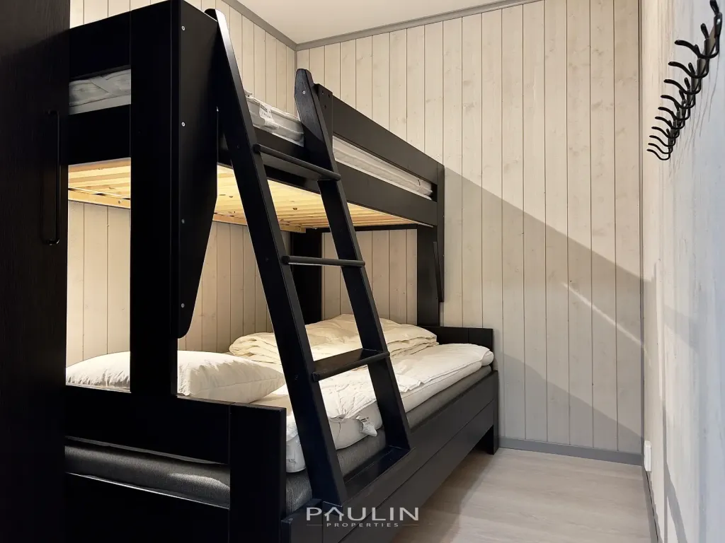 Bedroom2 (90/120cm)