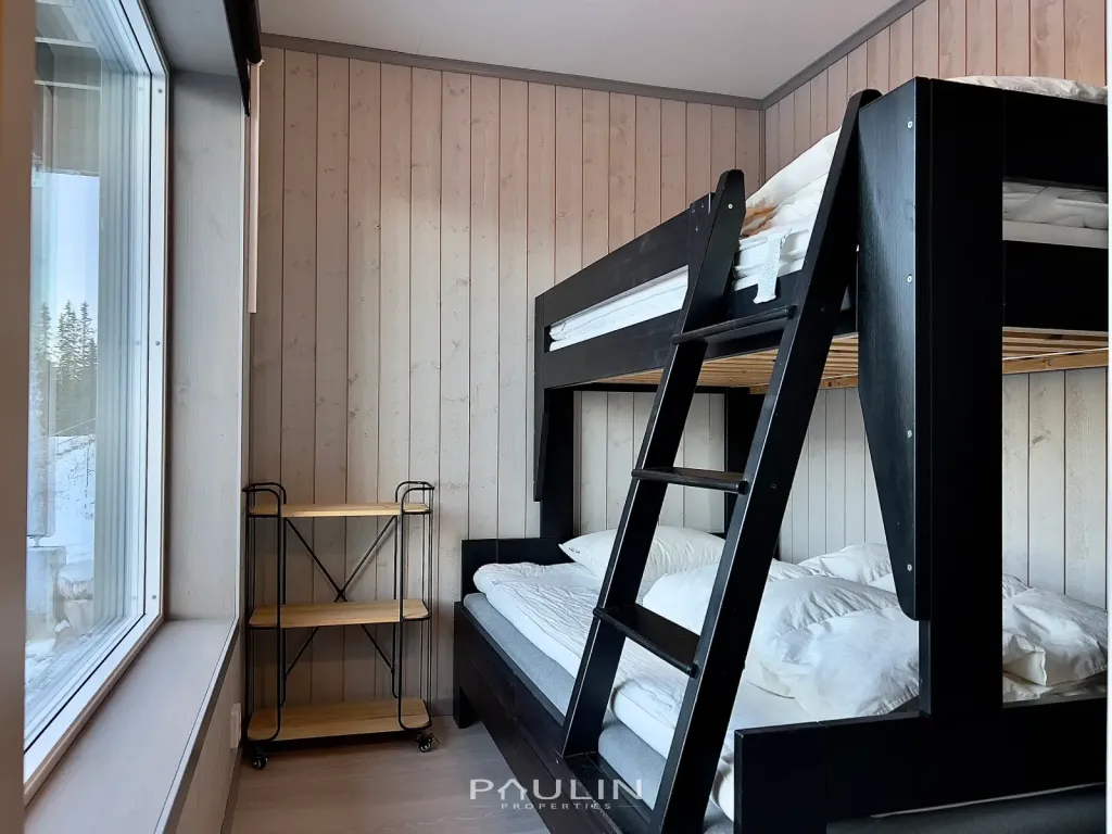 Bedroom1 (90/120cm)